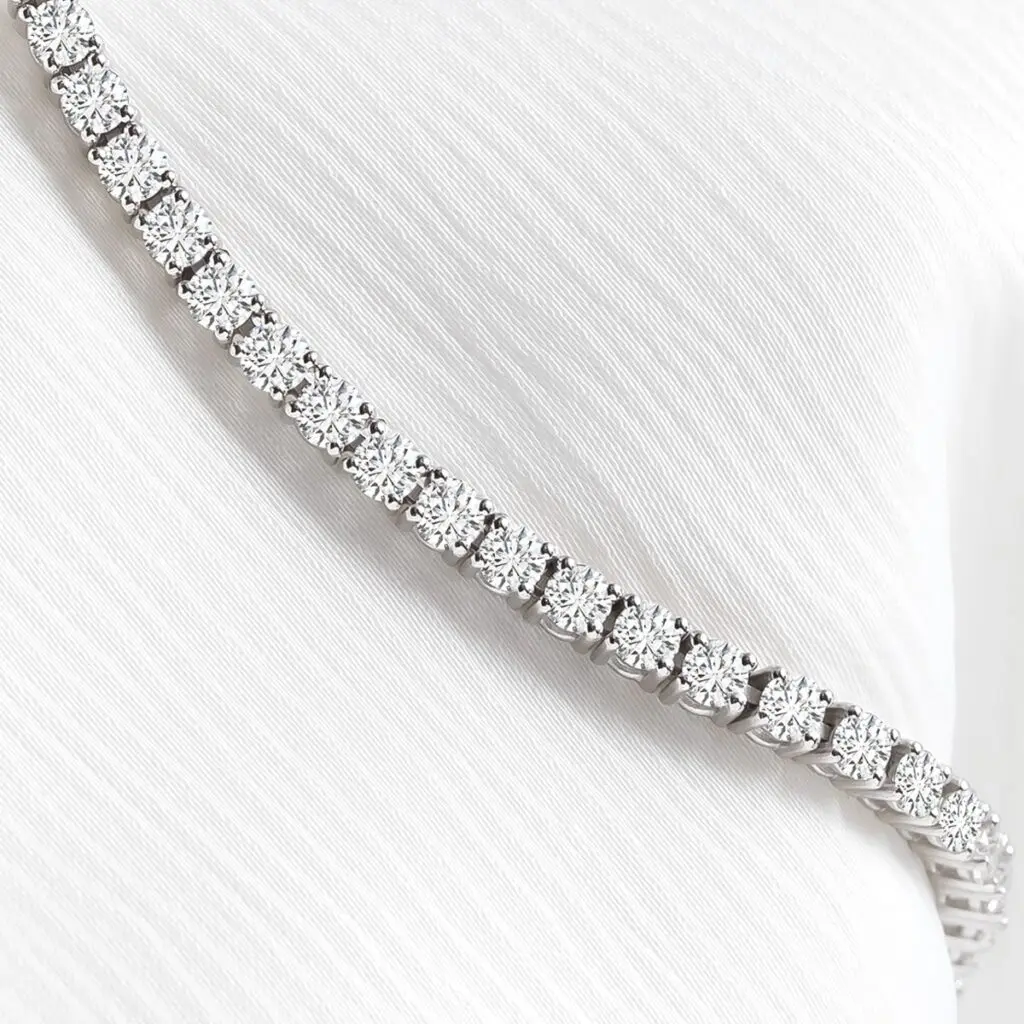 Round Cut Moissanite Italian Silver Tennis Bracelet (3mm, 15 cm)